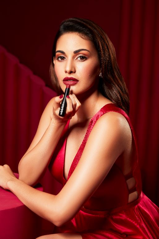Amyra dastur