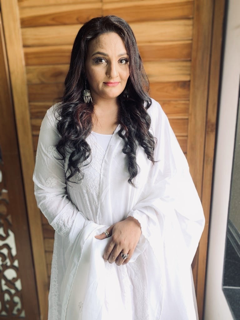 Urvashi Upadhyay Sharle (2)
