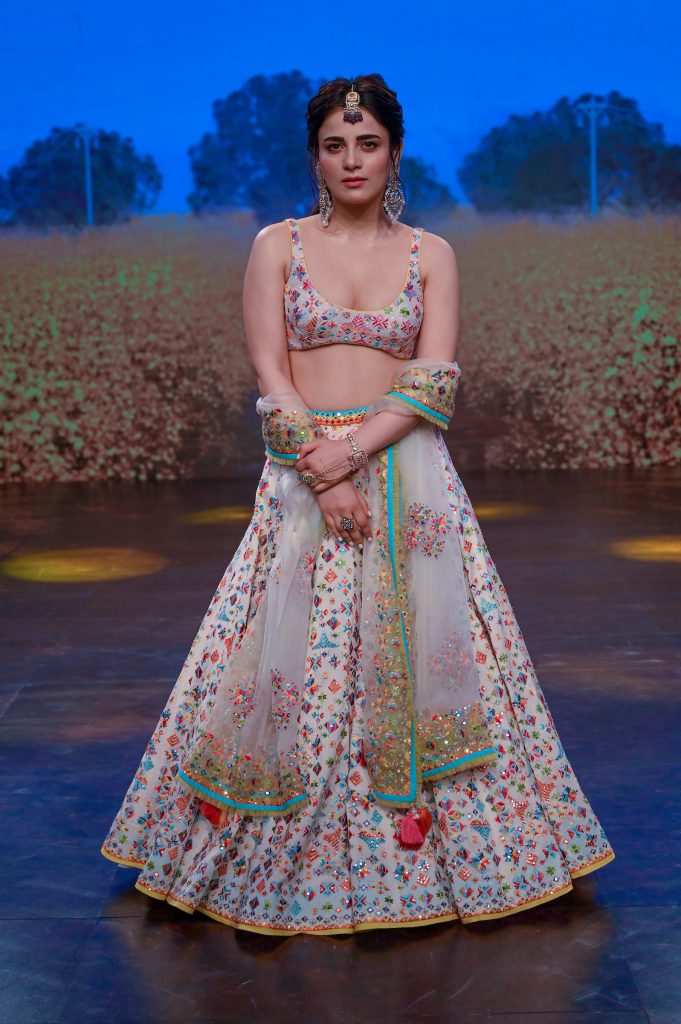 Bollywood Actors Aparshakti Khurana and Radhika Madan Poses for designer Sukriti Akritis Collection at The Lakme Fashion Week Fluid Edition 2020 at St. Regis in Mumbai, India on 24th October 2020.  Photo :Vaqaas Mansuri / FS Images / Lakme Fashion Week / IMG Reliance
