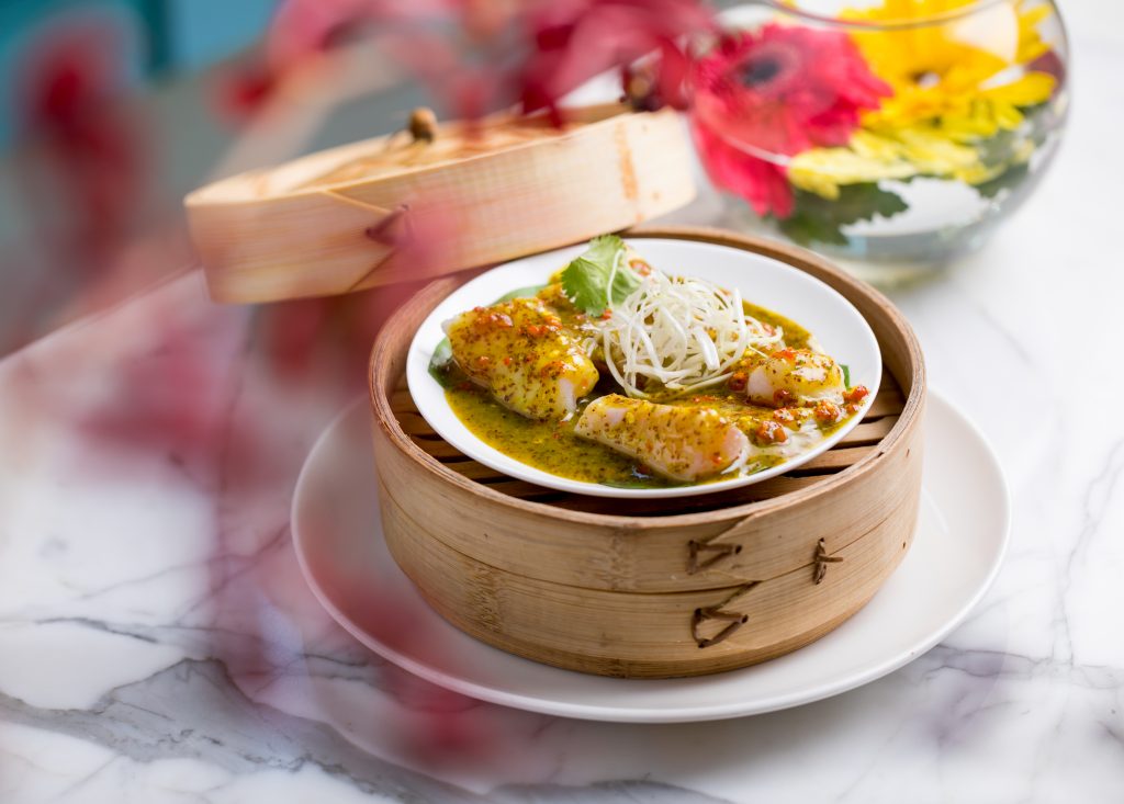Steamed spicy Betki with mango and Indian mustard sauce (2)