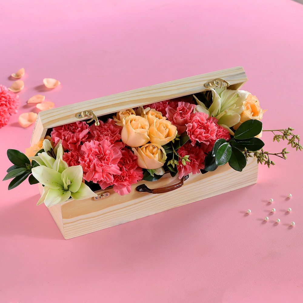 Mixed Flower Arrangement In Wooden Box_Rs2199