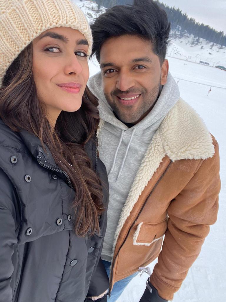 Guru Randhawa Mrunal Thakur