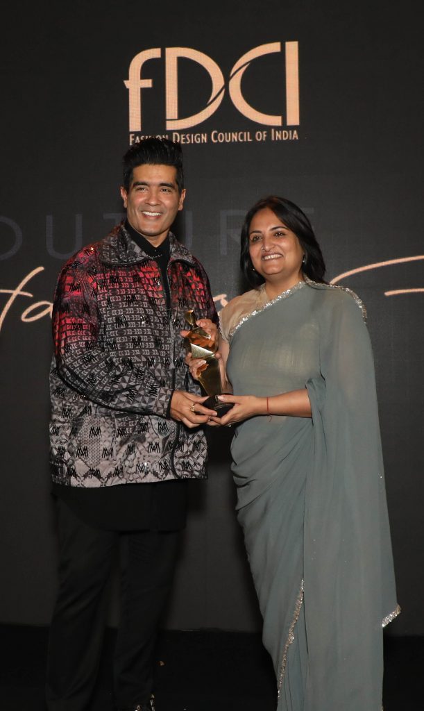 Manish Malhotra felicitated by Managing Editor (Lifestyle), Hindustan Times, Ms Sonal Kalra