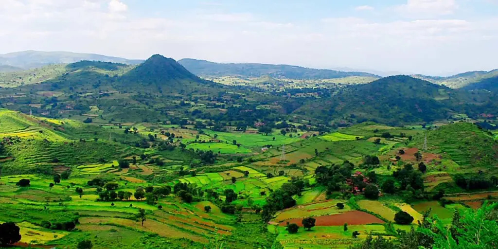 Lambasingi : A Mystical Retreat in the Hills