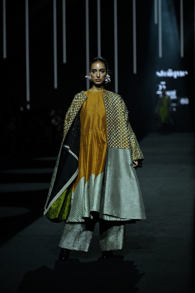 The Art of Transformation: Stoïque’s ‘Echo’ Collection Shines at Lakmé Fashion Week