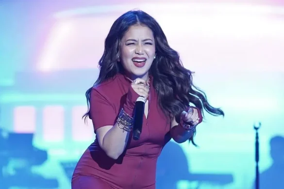 Neha Kakkar performing live - Bollywood music news update