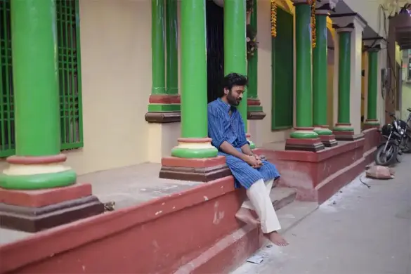 Dhanush Reflects on a Decade of Raanjhanaa While Walking Varanasi Streets